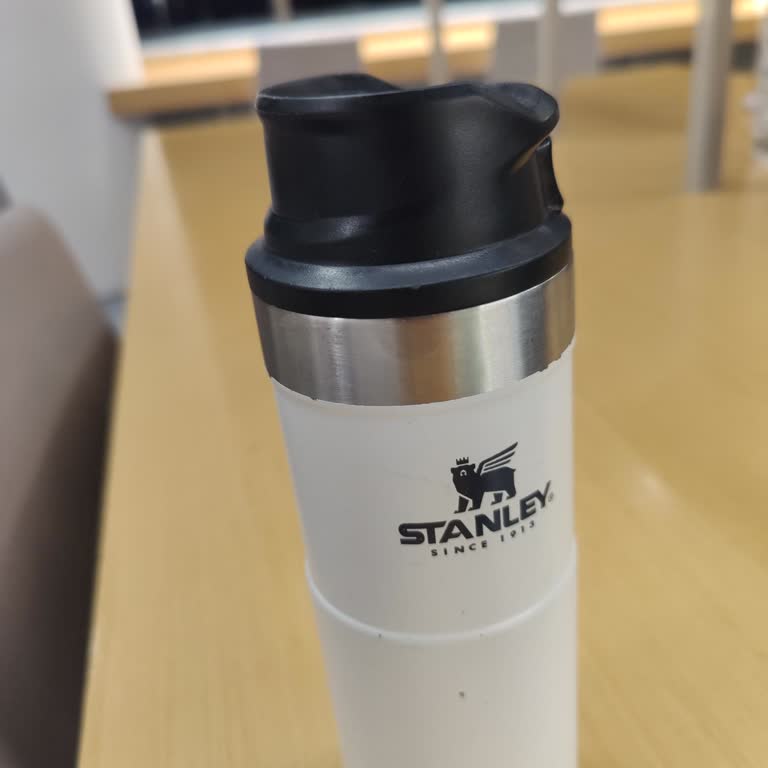 Stanley Termos Kapağımın Gecikmesi ve Bilgilendirme Eksikliği