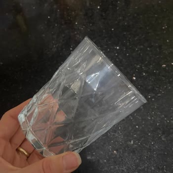 Sparx Parlatıcı Ve Tuz Bulaşıkları Kirli Ve Kötü Kokulu Bırakıyor