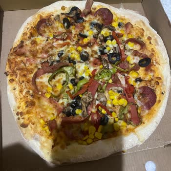 Pişmemiş Pizza İçin İade Reddi Ve Sağlık Endişesi