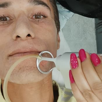 Maddi Ve Manevi Mağduriyet: Etkisiz Lazer Ve Haksız Ürün Satışı