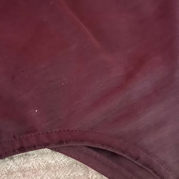 İki Ayda Yırtılan Şortlu Takım Ve İlgisiz Firmadan Alaycı Tutum