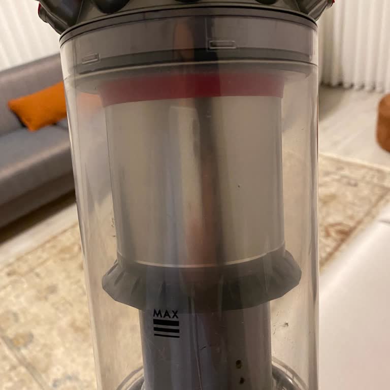 Servis Sürecinde Ürün Hasarı Ve Sorun İnkarı Nedeniyle Dyson V11 Yenisi Talep Ediliyor
