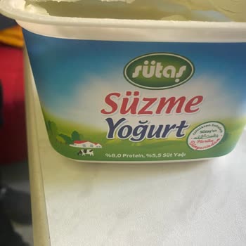 Sütaş Süzme Yoğurt Şişmiş Ve Ekşimiş, Güvenim Sarsıldı