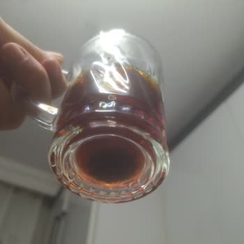 Çay Makinesinde Kısa Süzgeç Ve Tekrarlanan Servis Sorunu: İade Talebi