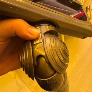 Dyson V15 Süpürge Çekim Gücü Düşüşü Ve Boru Kayması
