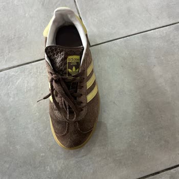 Gazelle Bold Ayakkabısında Dikiş Açması Ve Deri Yırtılmasıyla Hayal Kırıklığı