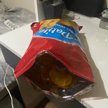 BİM Cips Paketi İçinde Kurt Bulunması Marka Güvenine Darbe Vurdu