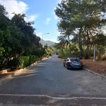 Umut Caddesi Ve 2317 Sokak’ta Yanmayan Sokak Lambaları Güvenlik Sorunu Yaratıyor