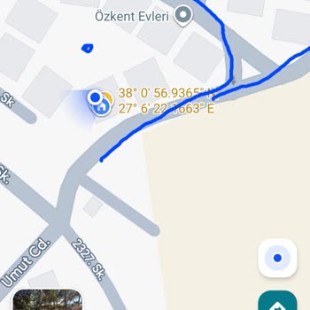 Umut Caddesi Ve 2317 Sokak’ta Yanmayan Sokak Lambaları Güvenlik Sorunu Yaratıyor