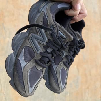 New Balance Ayakkabısında Renk Değişimi Ve Haksız Kullanıcı Hatası İddiası
