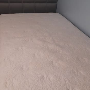 Yataş Yatak Ve Baza Çökmesi Ve Gıcırtısı İçin Değişim Talebi