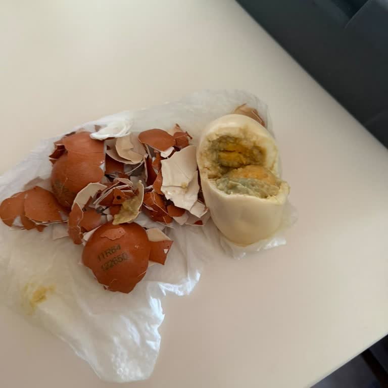 Migros Ankara Mağazasında Bozuk Organik Yumurta Şikayetim