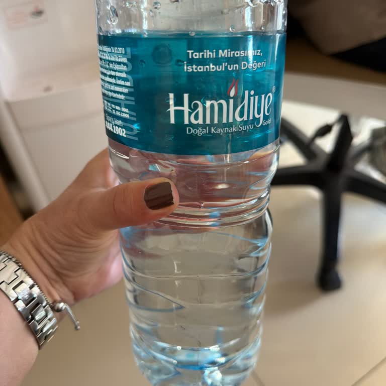 Hamidiye Şişe Suyunda Kötü Koku Ve Sağlık Endişesi