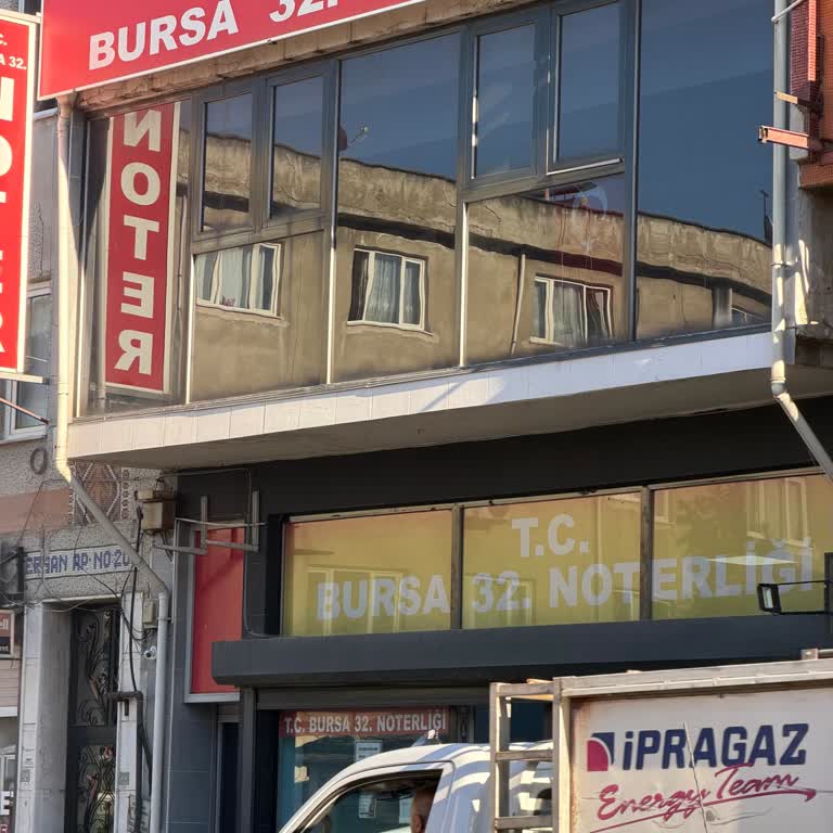 Bursa 32 Noter’de İlgisiz Ve Asık Suratlı Personel