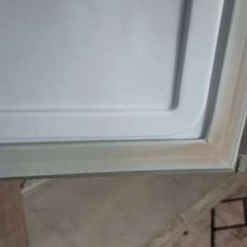 Altus Buzdolabımda Paslanma Ve Kapak Çizikleri, Sıfır Değişim Talebi