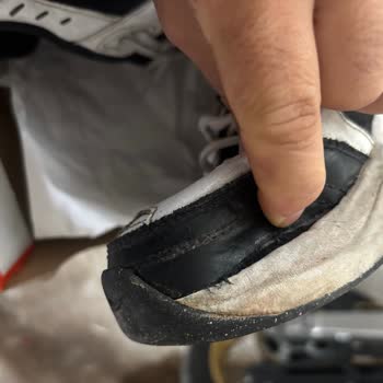 Nike Spor Ayakkabısının Tabanında Erken Açılma Ve Deformasyon, Değişim Talebi Reddedildi