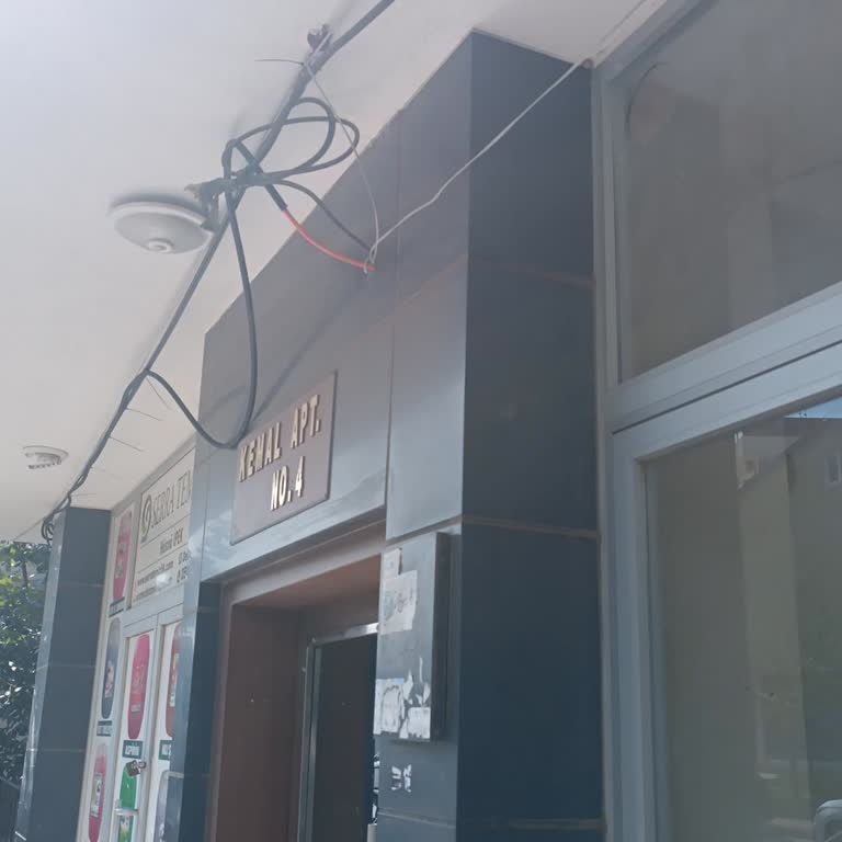 TurkNet’in Hatalı Kablolama Dükkan Girişini Engelliyor Ve Çağrı Merkezi Geri Dönüş Yapmıyor
