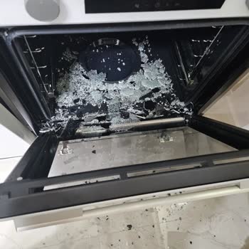 Bosch Fırın Camı Patladı, Güvenlik Sorunu Ve Kullanıcı Hatası İddiası