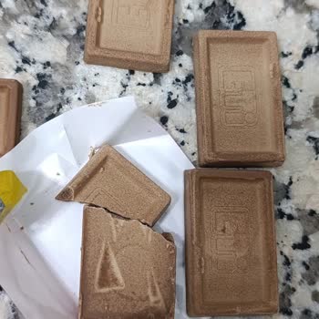 Bozuk Çikolata Tabletinden Dolayı Hayal Kırıklığı Ve İade Talebi
