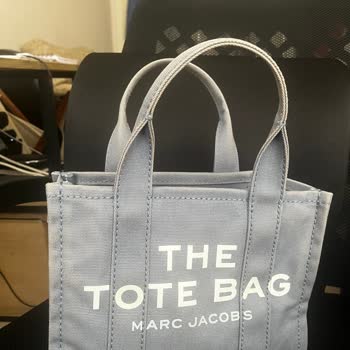 Marc Jacobs Çantamda Hızlı Renk Solması Ve Güneş Yanığı