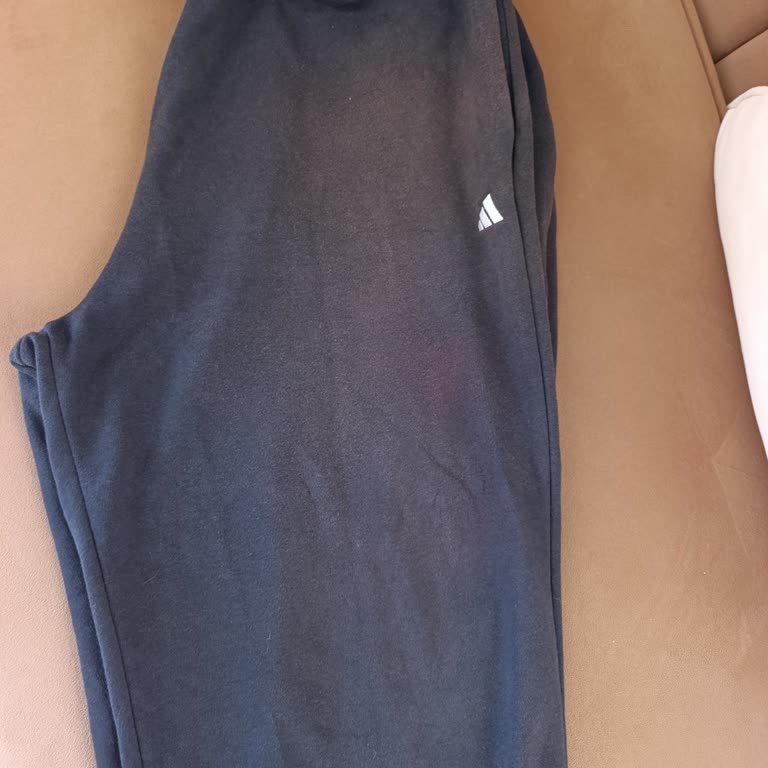 Adidas Alt Ürünün Hızlı Renk Solması Ve Değişim Talebi