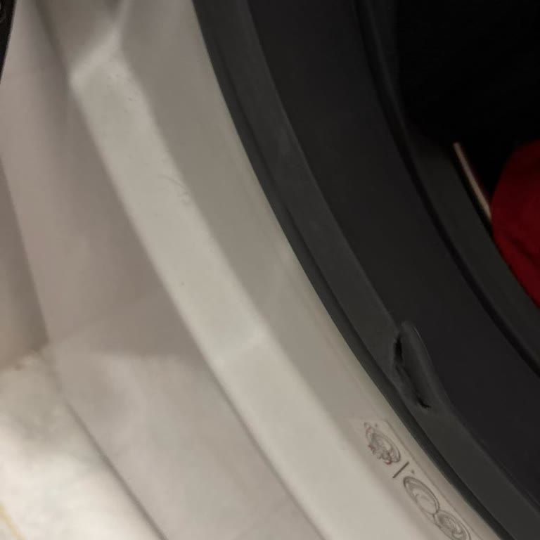 Garanti Beko Çamaşır Makinesi Körük Lastiği Yırtıldı, Servis Kullanıcı Hatası Diyerek 3000 TL İstedi