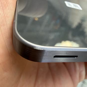 Açık Kutu Samsung A56 Telefonunda Teslim Anında Görülen Çizik Ve Darbe Şikayeti