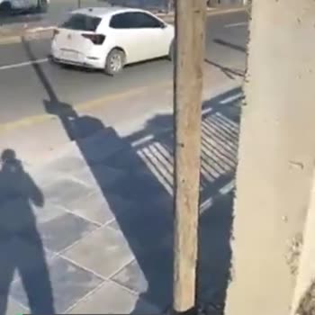 Etimesgut Belediyesi Bölgeye Bakan Temizlik Personelinin İşini Yapmaması