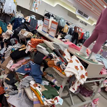 Personel Eksikliği Ve Yüksek Sesli Müzik Şanlıurfa Mağazalarını Olumsuz Etkiliyor