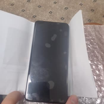 YouTube Reklam Sonrası Ekran Küçülmesi Ve Titremesi Çözülmedi, Servis Ekran Koruyucusunu Bozdu