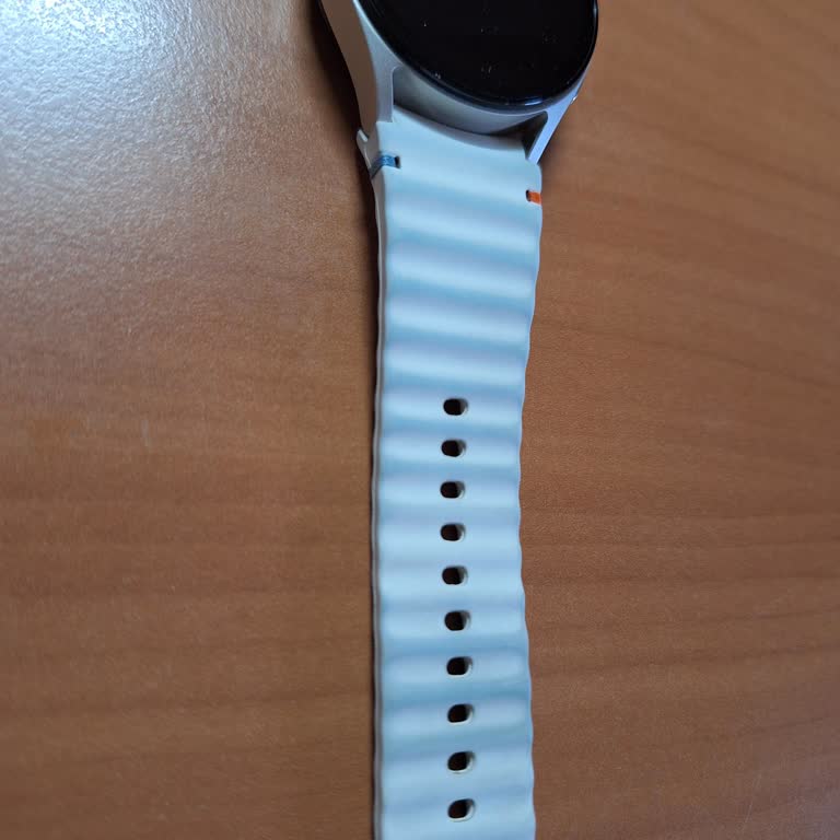 Samsung Galaxy Watch 7 Kordonunda Hızlı Renk Solması