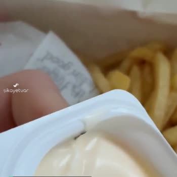 KFC Mayonezin İçinden Karınca Çıktı