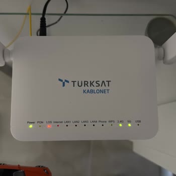 Kırmızı LOS Işığıyla Yeni İnternette Sürekli Kesinti Ve Çözülmeyen Arıza Kayıtları