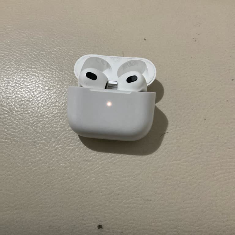 AirPods 2nd Generation Failed One Week After Warranty Expired
