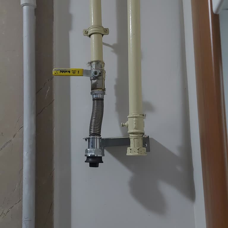 Bebekli Aileye Doğalgaz Kesintisi Ve Saat Alınmasıyla Büyük Mağduriyet