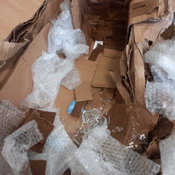 Kargo Hasarlı Teslim, Ürünler Yok Oldu, Şube Kaba Davrandı