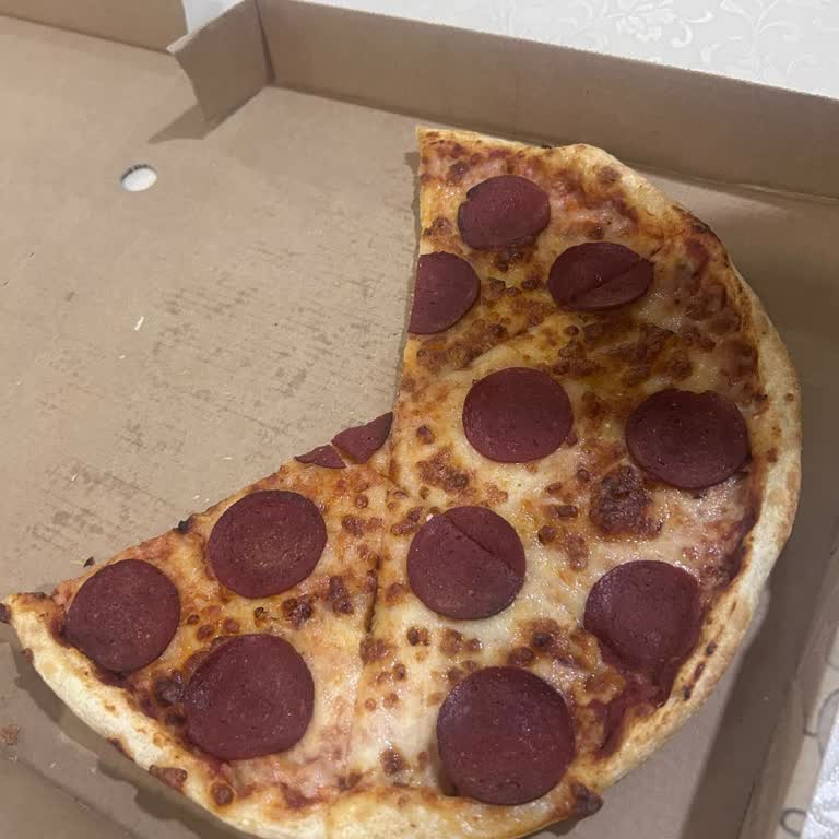 Geç Gelen Soğuk Pizza Ve Yanlış Hamur Konusunda Çözüm Bulunamayan Şikayet
