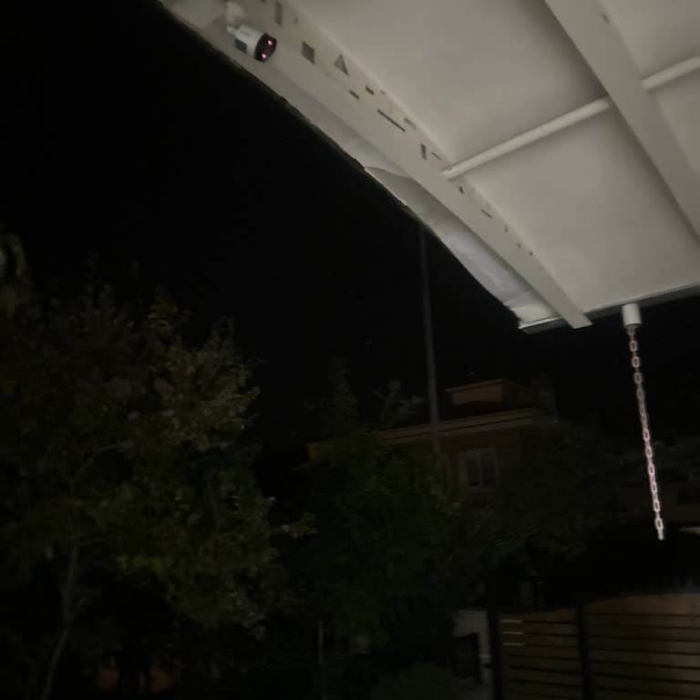 Sokak Lambaları İki Gün Boyunca Yanmıyor, Yaşlı Ve Çocuklar İçin Tehlike Oluşuyor