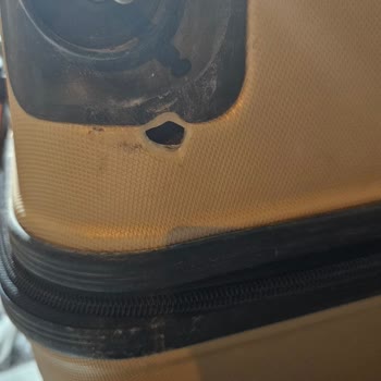 Kırık Valiz Ve Çıkmış Tekerlek İçin Türk Hava Yolları’na Yeni Bagaj Talebi
