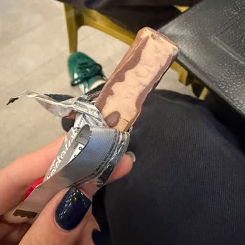 Son Kullanma Tarihi Geçmemiş Çikolata Bozulmuş