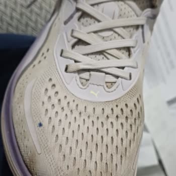 Sağ Tekindeki Ayıplı Ayakkabı Ve Deichmann’ın Reddetme Tutumu
