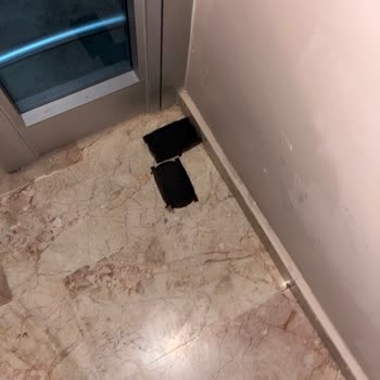 Türk Telekom Fiber Kutusunda Açık Kablolar Ve Güvenlik Riski