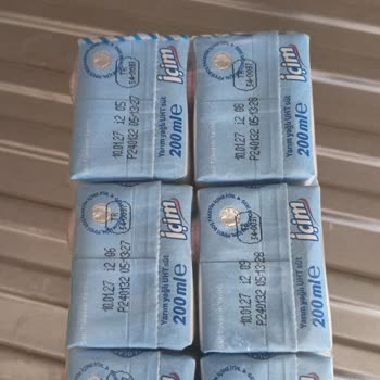 BİM’den Patlamış Ambalajlı İçim Sütü Hijyen Endişesi