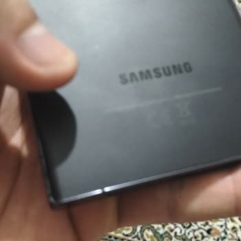 Yanlış Renk Ve Çizik Ekranlı Telefon İçin Uzun Süre Çözülmeyen İade Sorunu