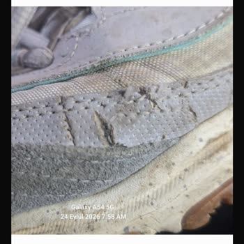 Skechers D'Lites Ayakkabıda Erken Deri Çatlamaları, Üretim Sorunu Ve İade Değişim Talebi