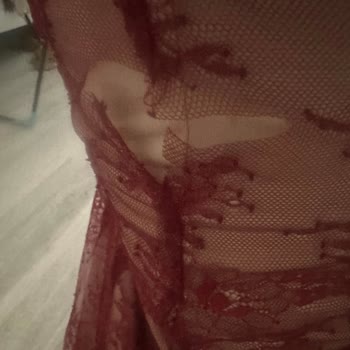 Dcey'den Kiralanan Elbisede Yırtık, Terzi Ücreti Ve İade Talebi