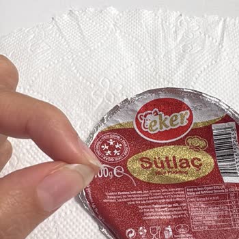 Eker Sütlaç Ürünün İçinde Plastik Parça Bulunması