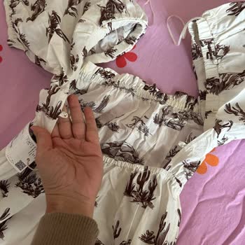 Trendyol'de Mango Elbise İçin Sürekli Eksik İp Sorunu
