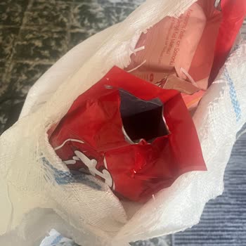 Trendyol’da Patlamış Ambalajda Kedi Maması Hijyen Sorunu