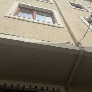Türk Telekom'un İzinsiz Dış Duvar Kablo Çekimi Ve Onarım Talebi